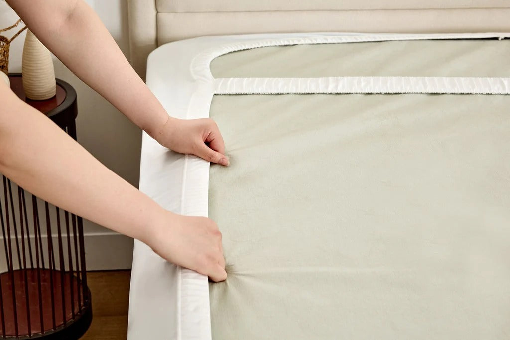 MLILY- 5-Sided Super Cooling Mattress Protector